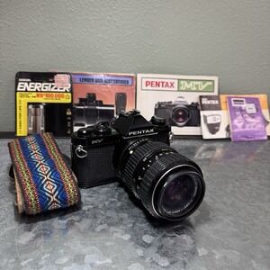 Asahi Pentax MV 1 35mm SLR Film Camera SMC Pentax-M Zoom 1:2.8 ~ 4 40 ~ 80 mm